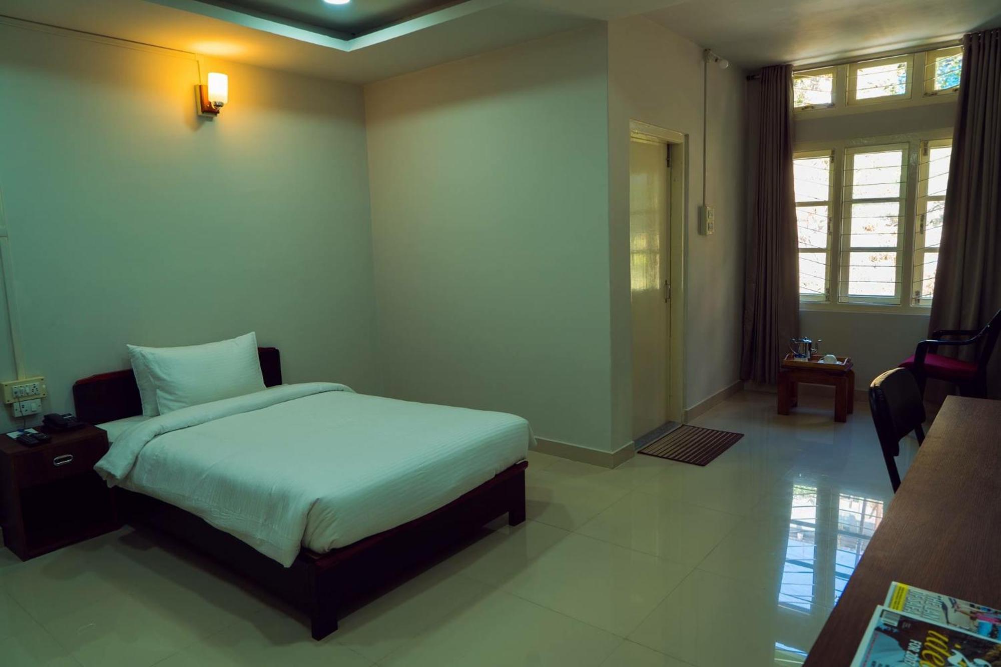 Hotel Ariel Kohima Экстерьер фото